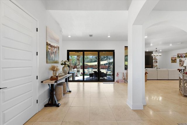 8447 HARVEY WALDEN DRIVE, Plant City, FL 33565