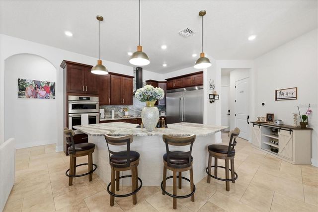 8447 HARVEY WALDEN DRIVE, Plant City, FL 33565