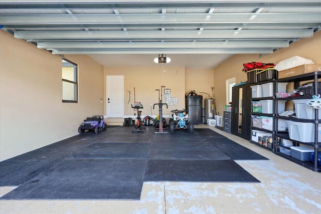 8447 HARVEY WALDEN DRIVE, Plant City, FL 33565