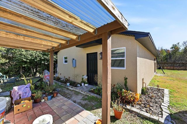 8447 HARVEY WALDEN DRIVE, Plant City, FL 33565