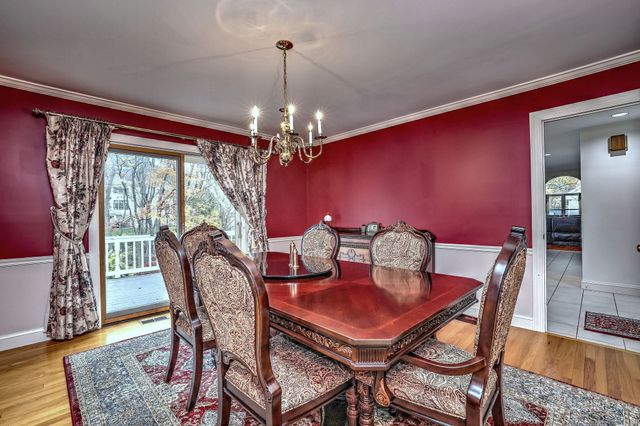 920 Green Circle, Orange, CT 06477