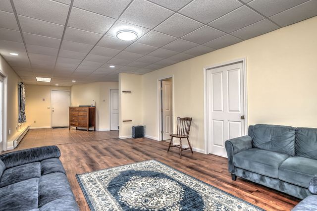 920 Green Circle, Orange, CT 06477