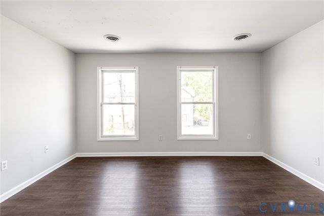 850 Hinton St, Petersburg, VA 23803