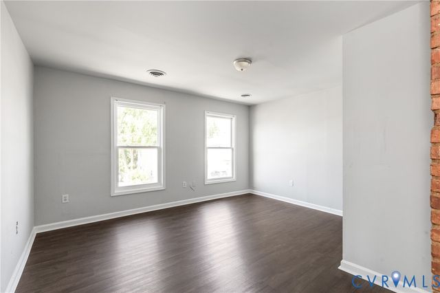 850 Hinton St, Petersburg, VA 23803