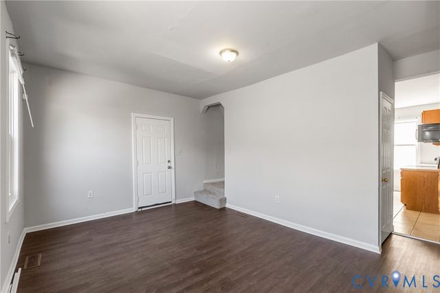 850 Hinton St, Petersburg, VA 23803