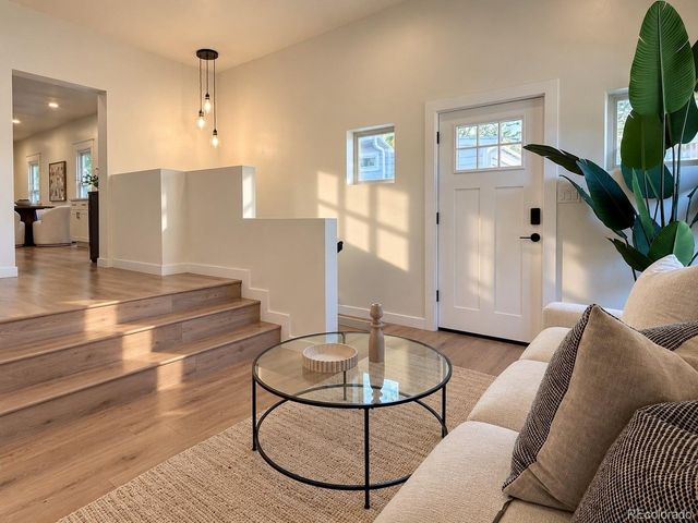 3141 S Lincoln St, Englewood, CO 80113