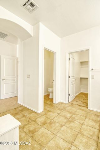 8433 N Crested Quail Drive, Tucson, AZ 85743