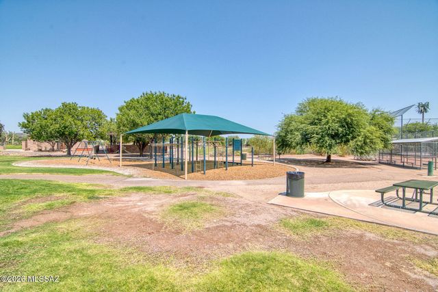 8433 N Crested Quail Drive, Tucson, AZ 85743
