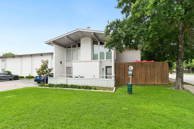 4347 Dickason Avenue 111, Dallas, TX 75219