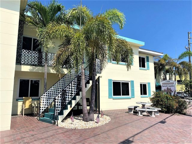 17688 GULF BOULEVARD 104, Redington Shores, FL 33708