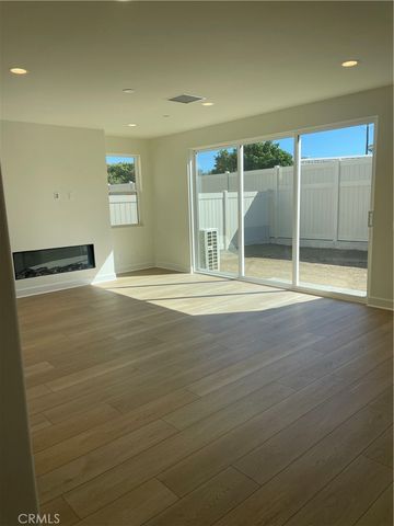 527 San Lorenzo Road, Ventura, CA 93004