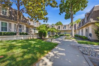 10704 Glenwood Street E, Overland Park, KS 66211