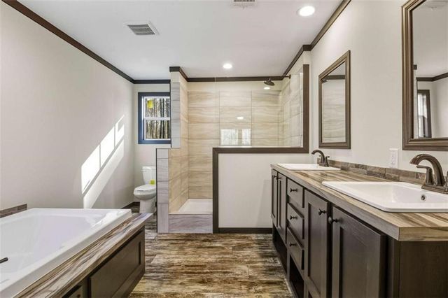 130 Lakeshore Drive, Eatonton, GA 31024