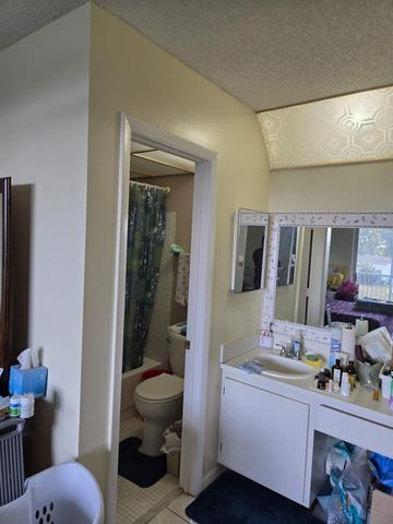 6870 Royal Palm Boulevard 207m, Margate, FL 33063