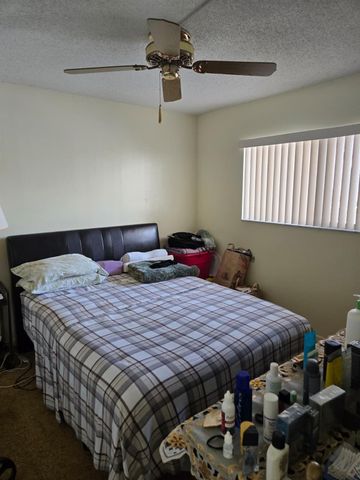 6870 Royal Palm Boulevard 207m, Margate, FL 33063