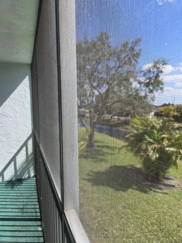 6870 Royal Palm Boulevard 207m, Margate, FL 33063