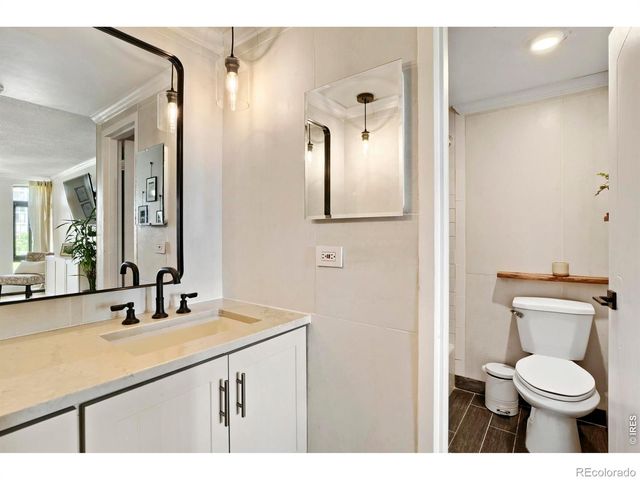 3131 E Alameda Avenue 503, Denver, CO 80209
