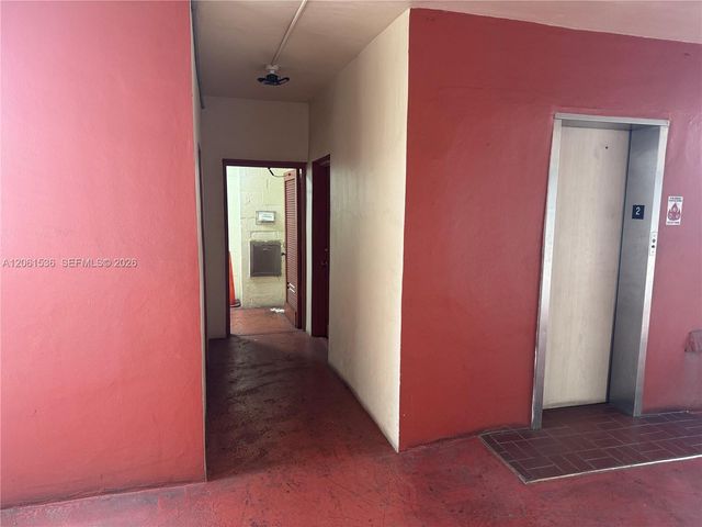 4730 NW 10th Ct 210, Plantation, FL 33313