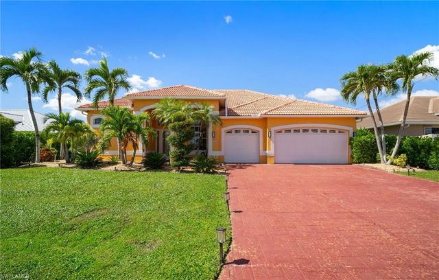 5024 SW 8th PL, Cape Coral, FL 33914