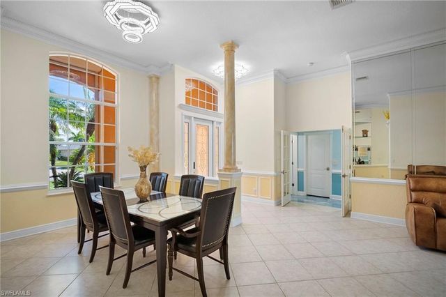 5024 SW 8th PL, Cape Coral, FL 33914