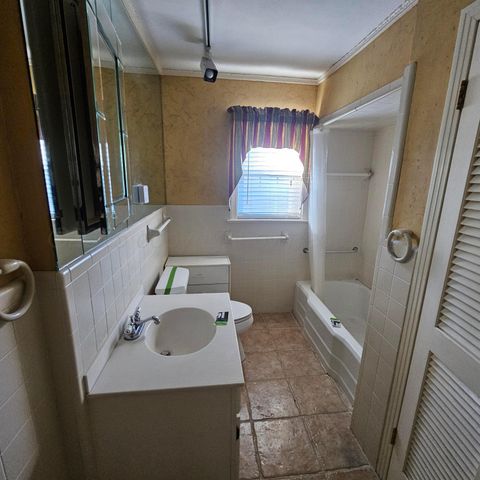 1110 S AVONDALE Street, Amarillo, TX 79106