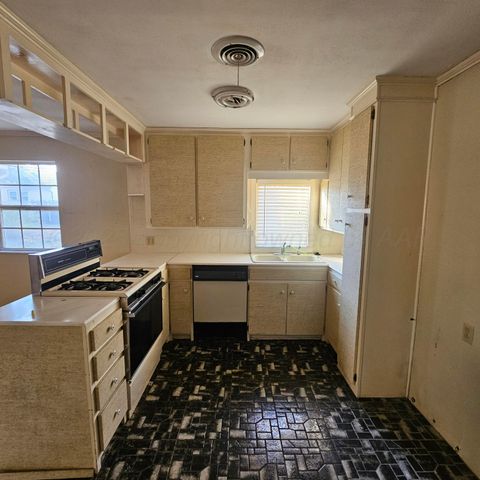 1110 S AVONDALE Street, Amarillo, TX 79106