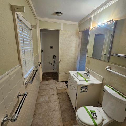 1110 S AVONDALE Street, Amarillo, TX 79106