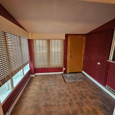 1110 S AVONDALE Street, Amarillo, TX 79106