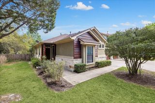 6705 Covered Bridge DR 24, Austin, TX 78736