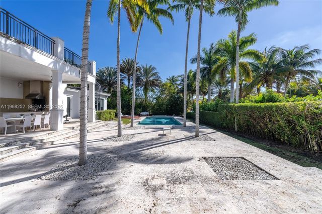 12755 SW 57th Ave, Coral Gables, FL 33156