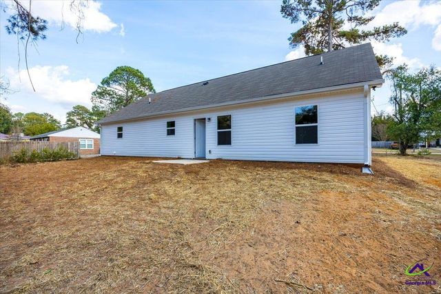 315 Lee Street, Perry, GA 31069