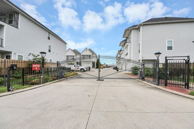1805 Napa Creek Lane, Houston, TX 77009