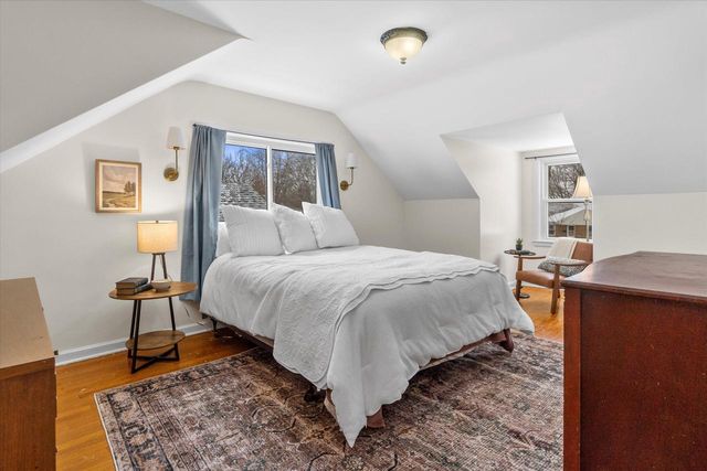 1929 W Marne AVENUE, Milwaukee, WI 53209