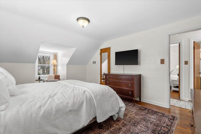 1929 W Marne AVENUE, Milwaukee, WI 53209