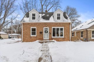 1929 W Marne AVENUE, Milwaukee, WI 53209