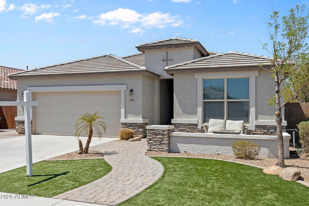 13642 W DESERT MOON Way, Peoria, AZ 85383 — photo 2