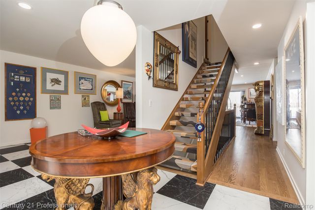 9095 S Saginaw Road 5, Grand Blanc Charter Township, MI 48439