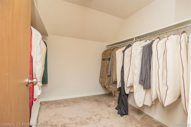 9095 S Saginaw Road 5, Grand Blanc Charter Township, MI 48439
