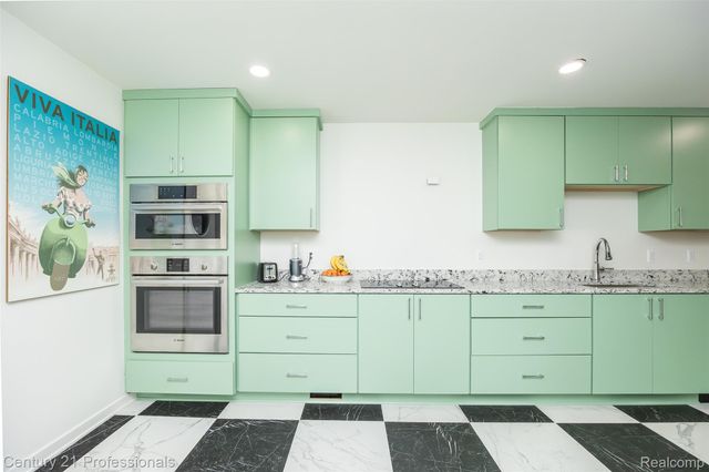 9095 S Saginaw Road 5, Grand Blanc Charter Township, MI 48439