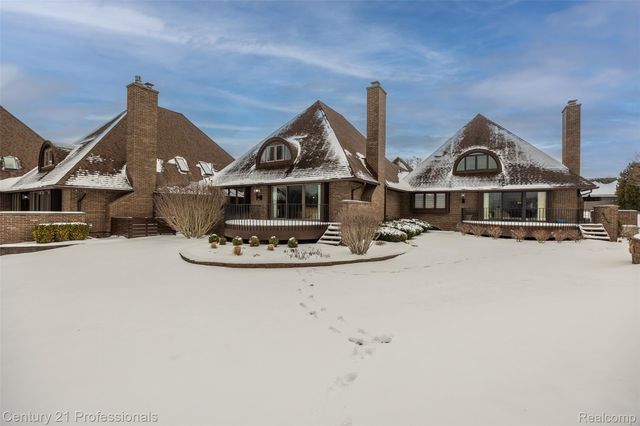 9095 S Saginaw Road 5, Grand Blanc Charter Township, MI 48439