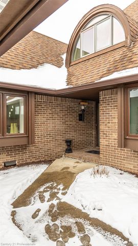9095 S Saginaw Road 5, Grand Blanc Charter Township, MI 48439