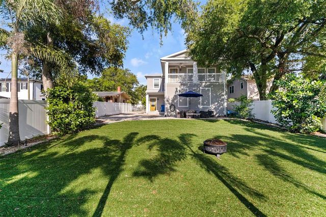 1036 7TH STREET S, St Petersburg, FL 33701