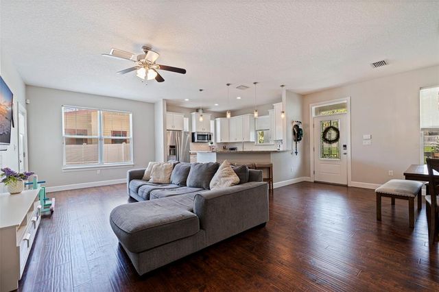 1036 7TH STREET S, St Petersburg, FL 33701