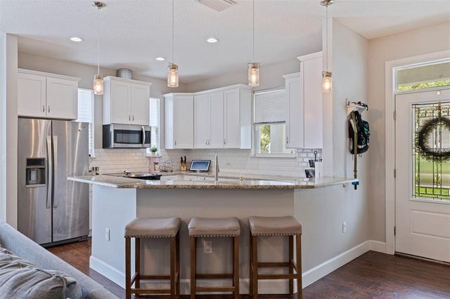 1036 7TH STREET S, St Petersburg, FL 33701