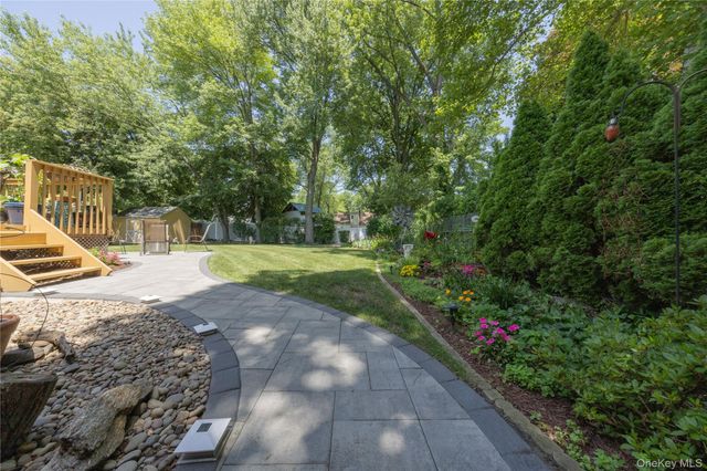 67 Pearce Parkway, Pearl River, NY 10965