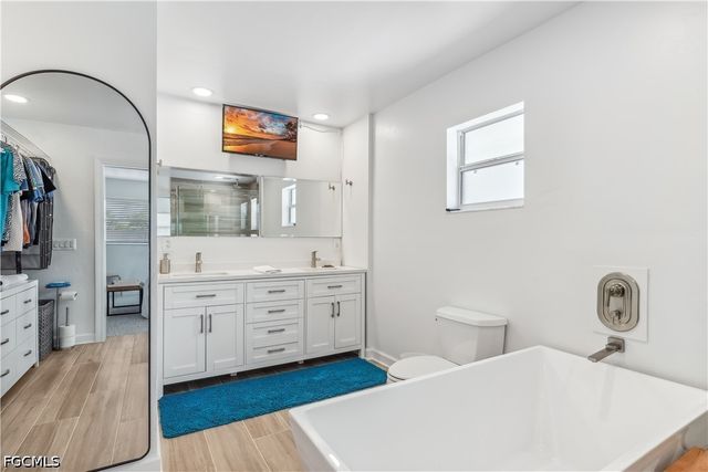 5654 Natoma DR, Fort Myers, FL 33919