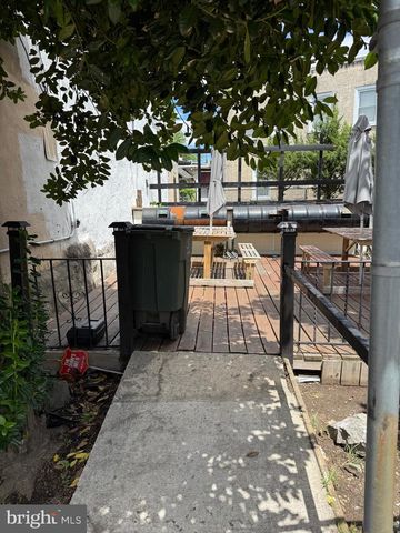 3231 RIDGE AVE, Philadelphia, PA 19132