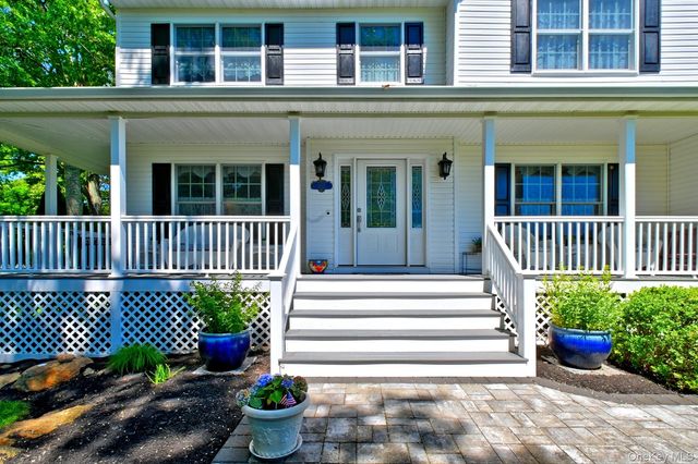 202 Fairway Drive, Wading River, NY 11792