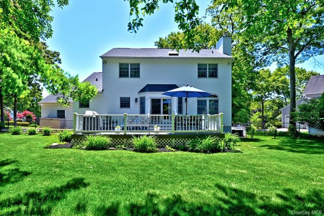 202 Fairway Drive, Wading River, NY 11792