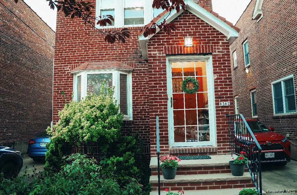 6362 84th Place, Middle Village, NY 11379